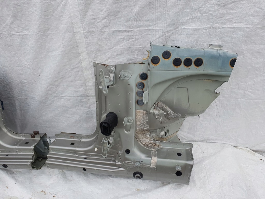 фото №6, Mercedes sl w230 r230 01-08 блок двигателя порог bok кронштейн дверь перед