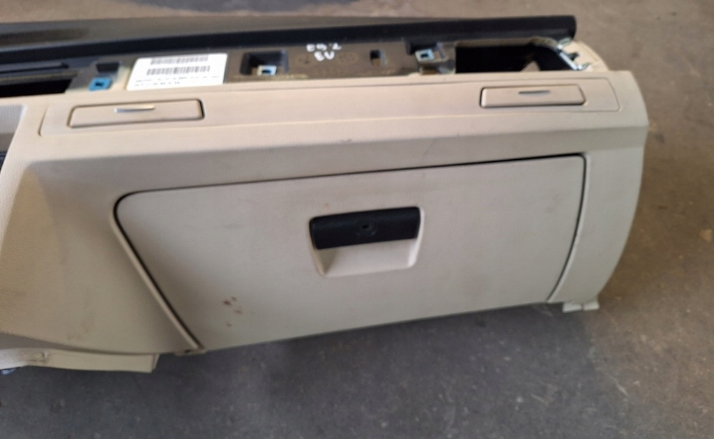 фото №6, Bmw e92 приборная панель консоль кружки