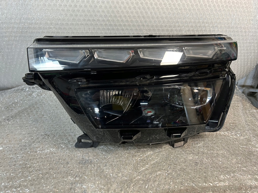 фото №1, Skoda kamiq лампа левая перед full led