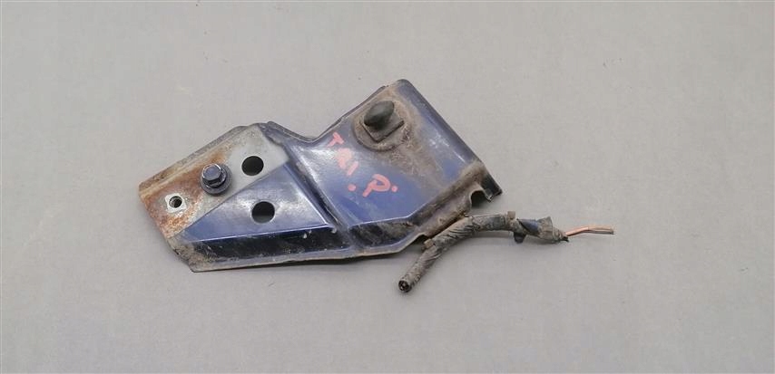 фото №1, Maverick tribute кронштейн крила правий перед