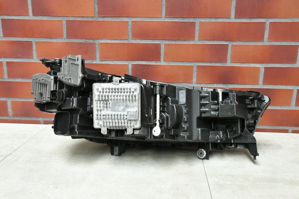 фото №7, Лампа левая led комплектная bmw ix i20 usa sae