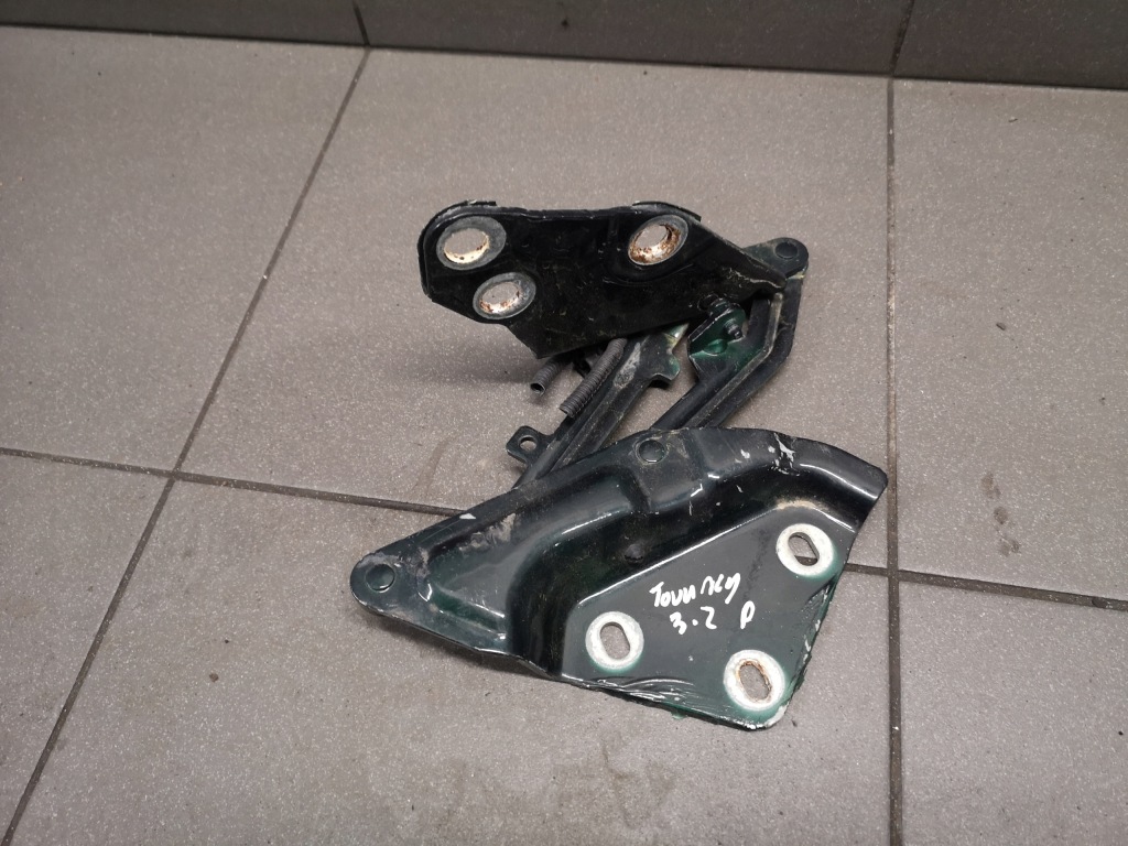 фото №1, Петля капот правый vw touareg 7l6823302