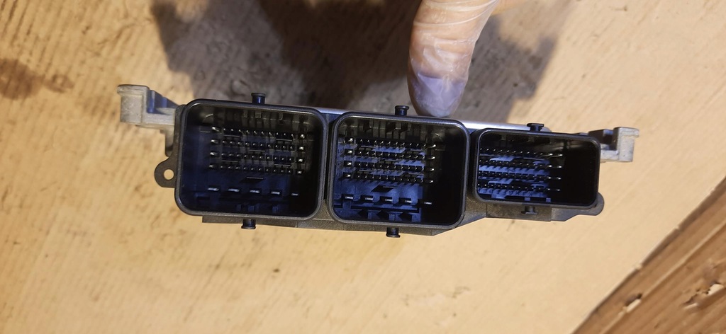 фото №7, Бортовий комп'ютер блок керування двигуна ecu 1.6thp citroen ds4 9675799180