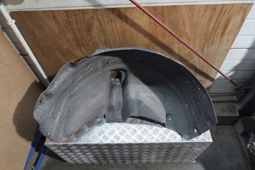 фото №6, Подкрылок правый задняя audi a1 8x 8x0810972d