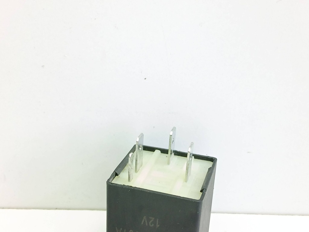 фото №4, Audi a3 s3 8l 1999 другое реле