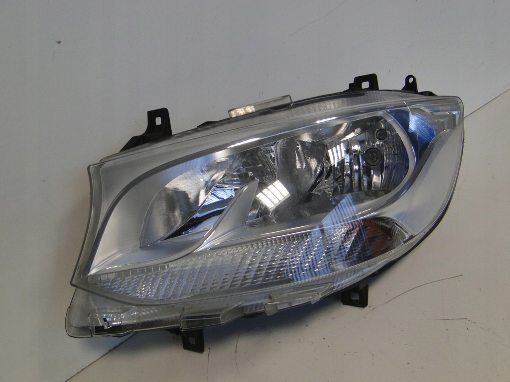 фото №6, Mercedes sprinter 907 w907 910 w910 лампа левая h7