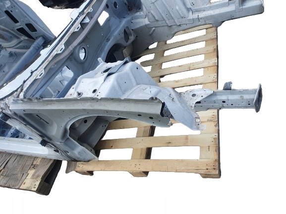фото №1, Dodge challenger 15- чверть права перед лонжерон чашка