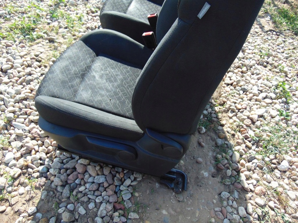 фото №9, Сидіння сидіння заднє сидіння задня peugeot 3008 i