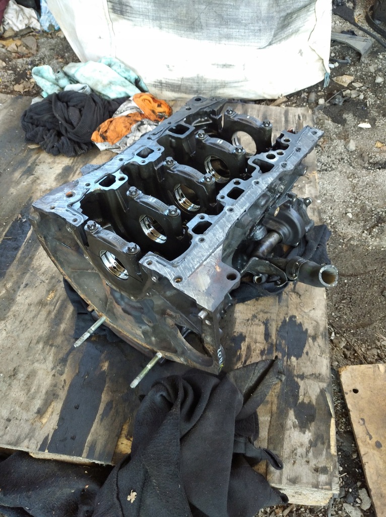 фото №1, Блок блок двигуна двигуна 538133 m9ra700 trafic 2.0 dci