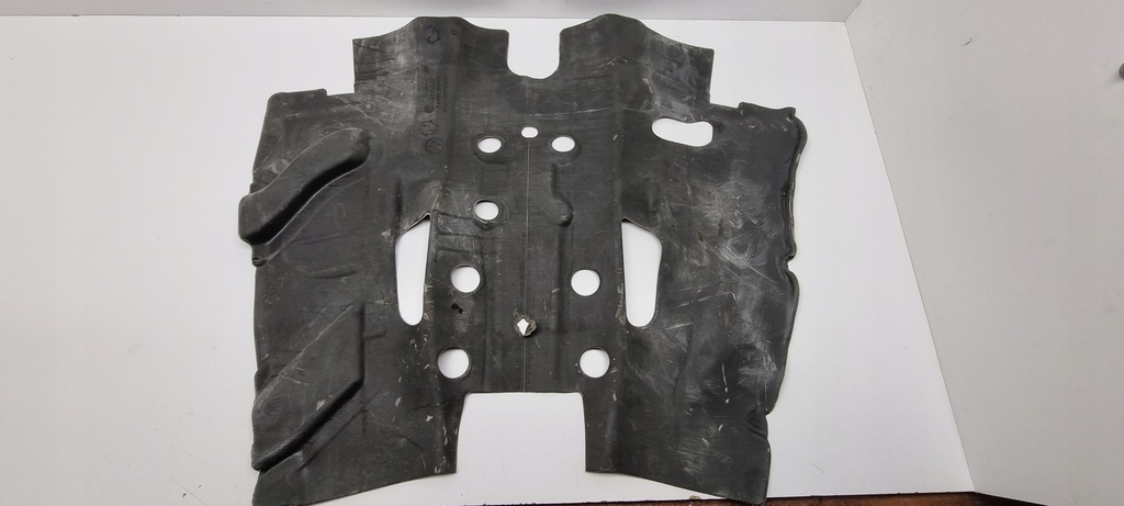 фото №1, Mercedes w205 защита шумоизоляция a2056828501