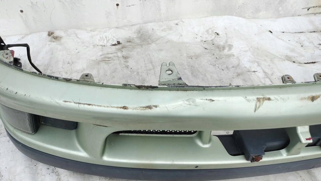 фото №8, Toyota avensis t22 бампер передний 6q2