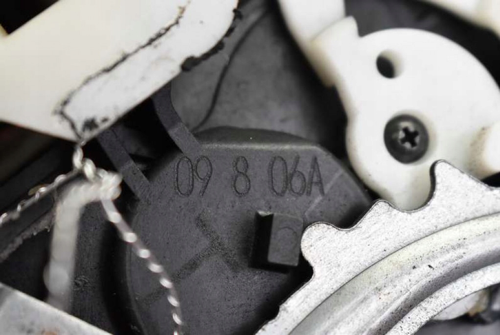 фото №8, Замок дверь левый задняя задний mitsubishi outlander 2 ii 09-13