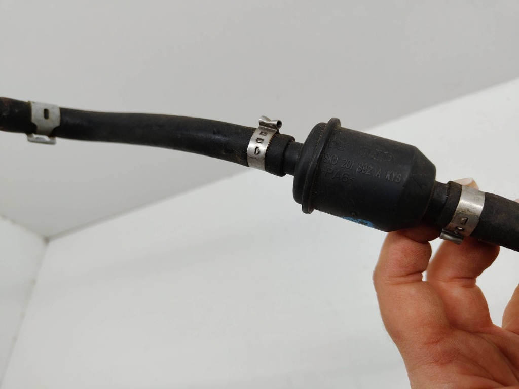 Шланг патрубок паливний audia a4 b8 8k0201892a в Україні