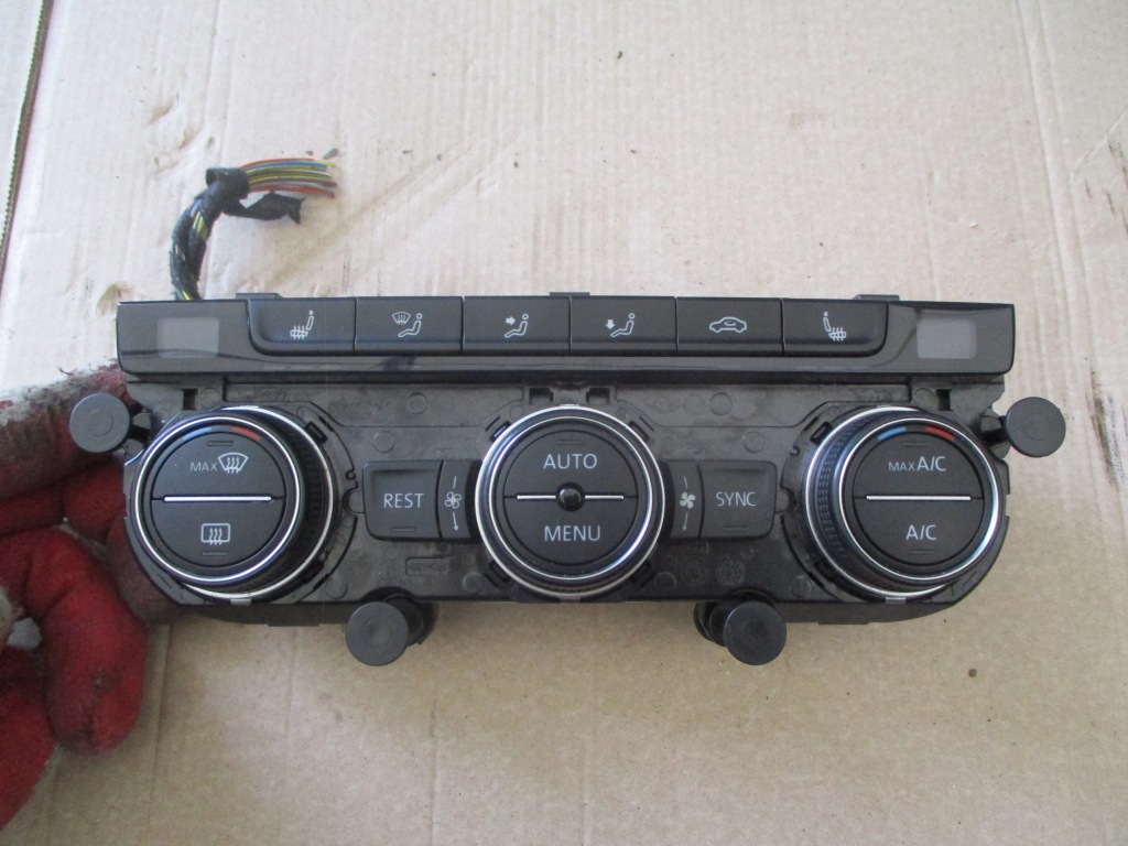 фото №1, Vw панель кондиционера 5g0907044bp