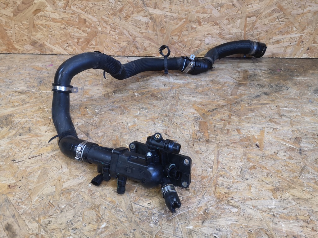 фото №1, Alfa romeo stelvio 2.2 корпус термостата wąż