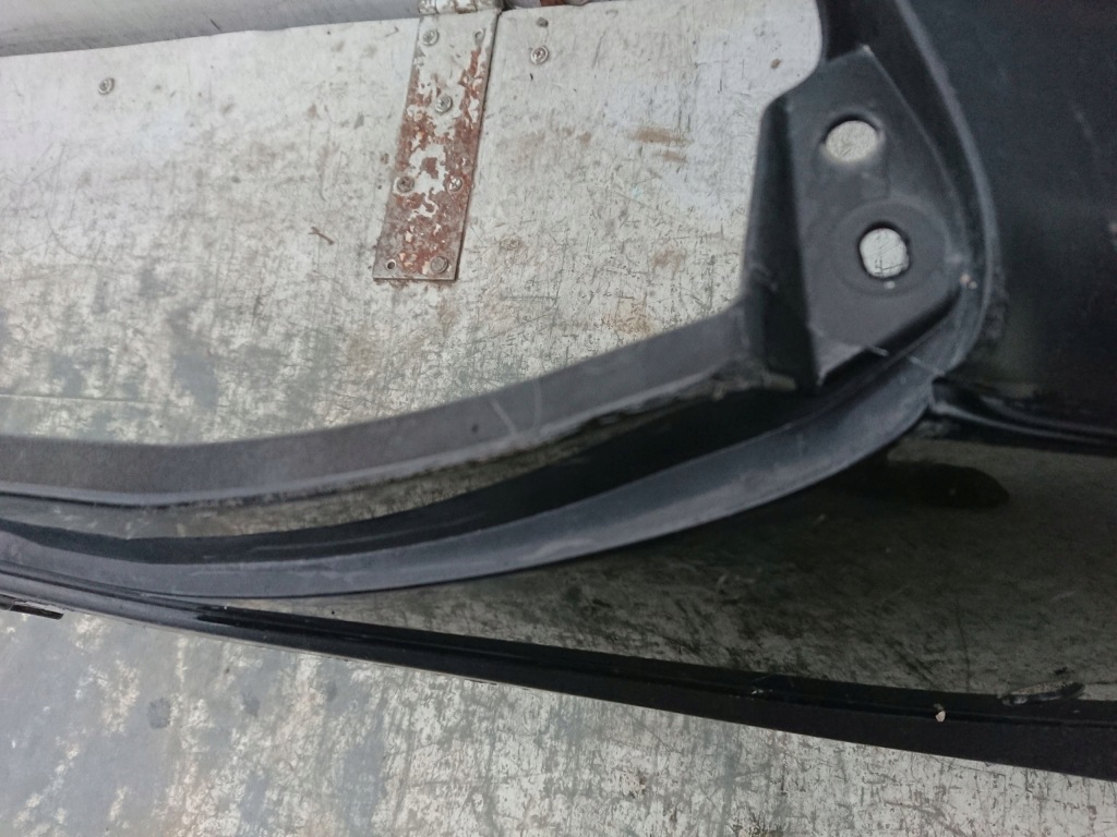 Купити Mercedes x klasa 470 решітка бампер передній перед