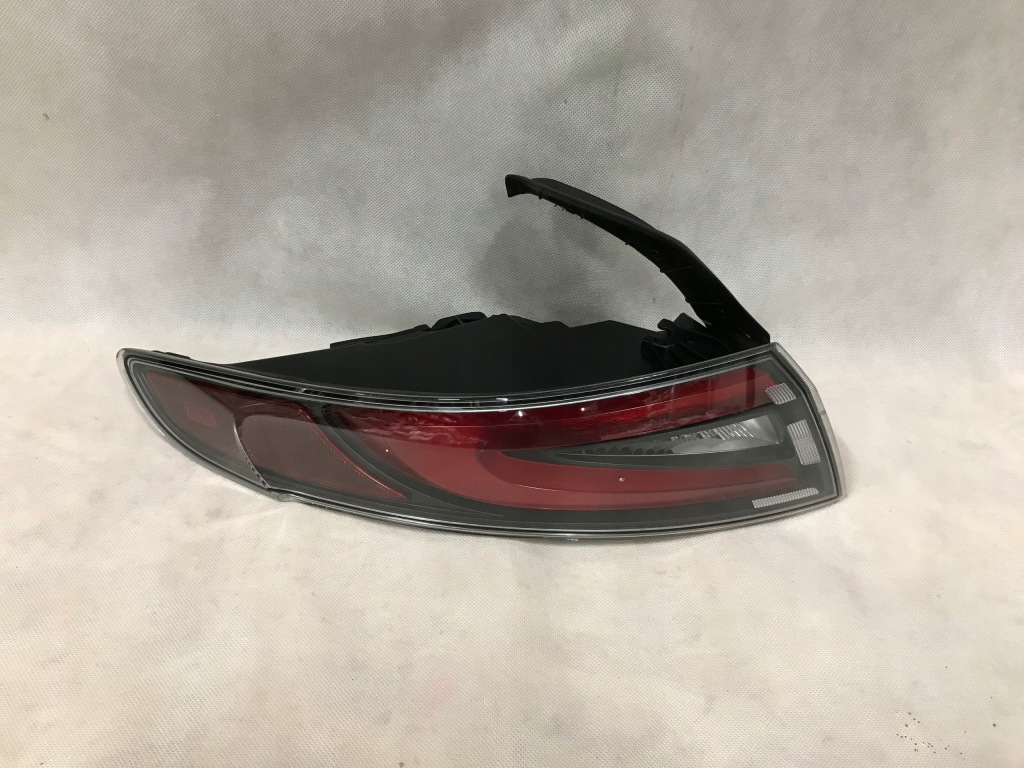 фото №2, Alfa romeo giulia qv лампа задня ліва зовнішня led europa