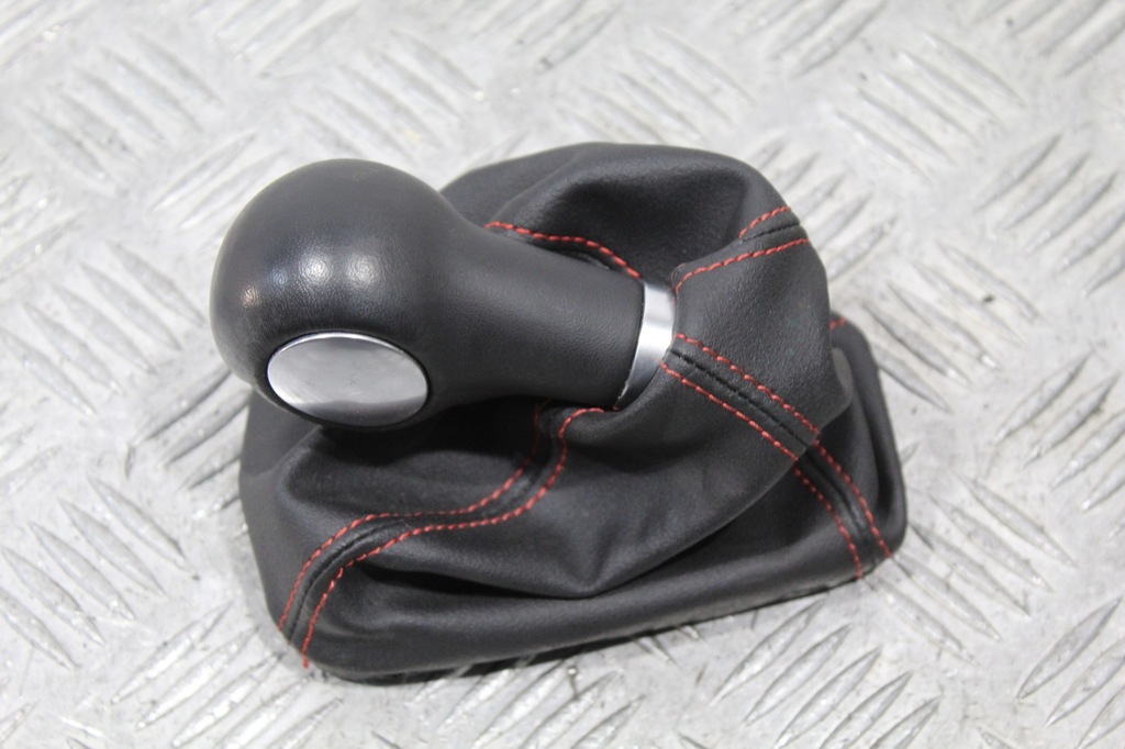 фото №1, Ручка чехол домкрат передач giulietta veloce