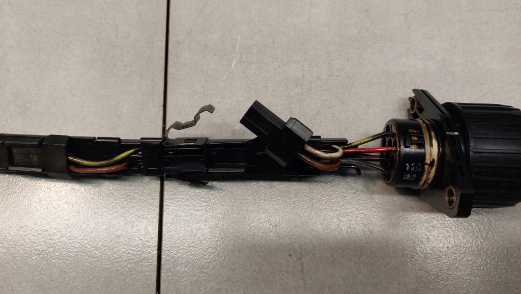 Джгут помпові форсунки audi a4 b5 рестайлінг  038971803 Недорого