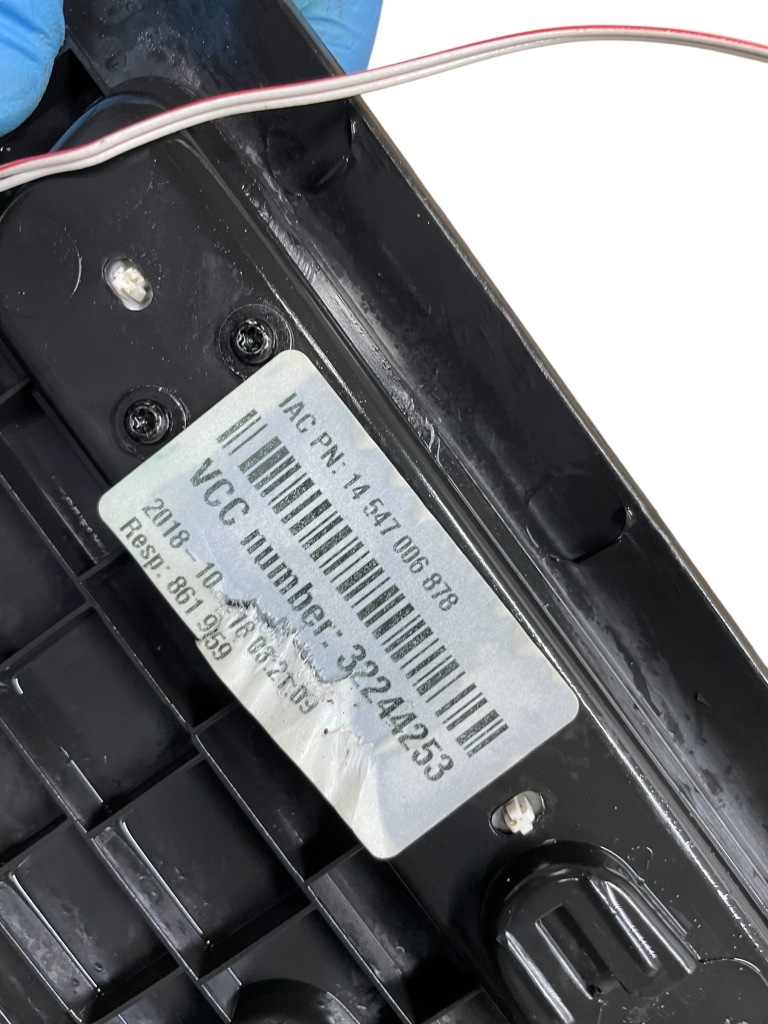 фото №4, Защита накладка порог левая led volvo xc90 ii