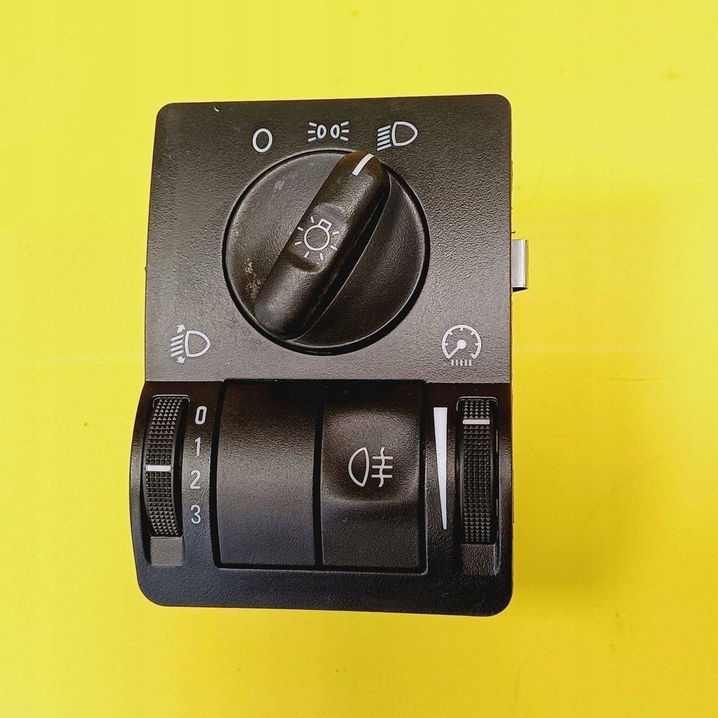 фото №1, Выключатель переключатель света opel combo c 9116615 nr80
