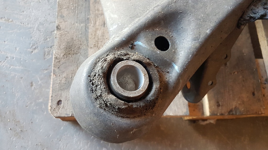 фото №8, Lexus rx350 rx450 09-15 підрамник балка задня