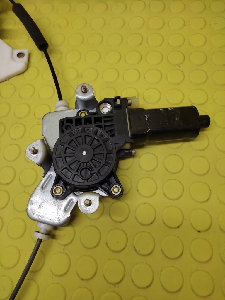 фото №2, Hyundai sonata подъемник механизм стекло левый задняя