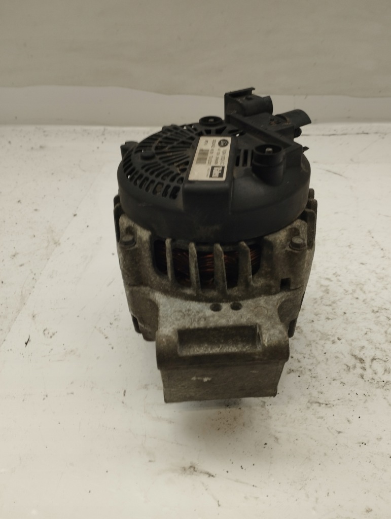 Ford fiesta mk7 vii генератор 7g9n-10300-cc Киев