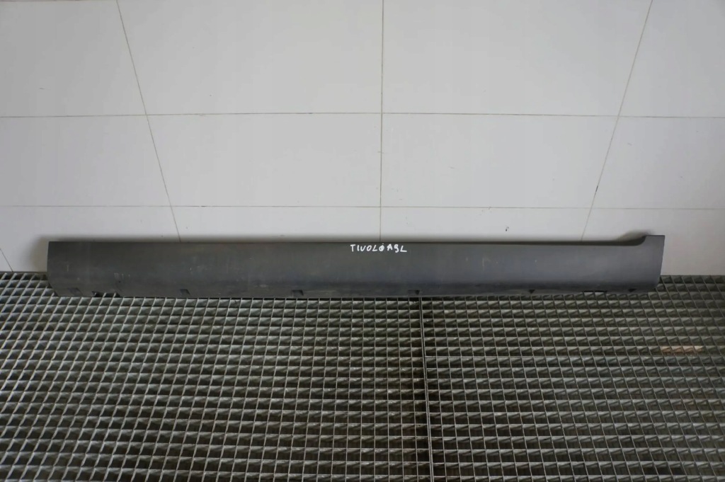 фото №1, Молдинг порог левая накладка порог ssangyong tivoli 2015