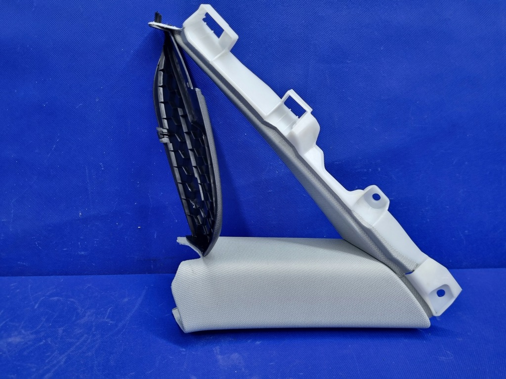 фото №1, Audi a5 8t обшивка захист lewego стійка c оригінал 8t8867287