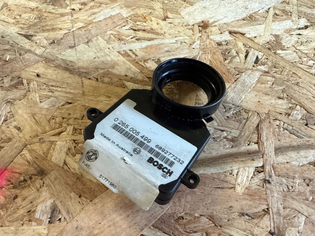 Купить Alfa romeo 159 2007 с передний датчик kąta поворота