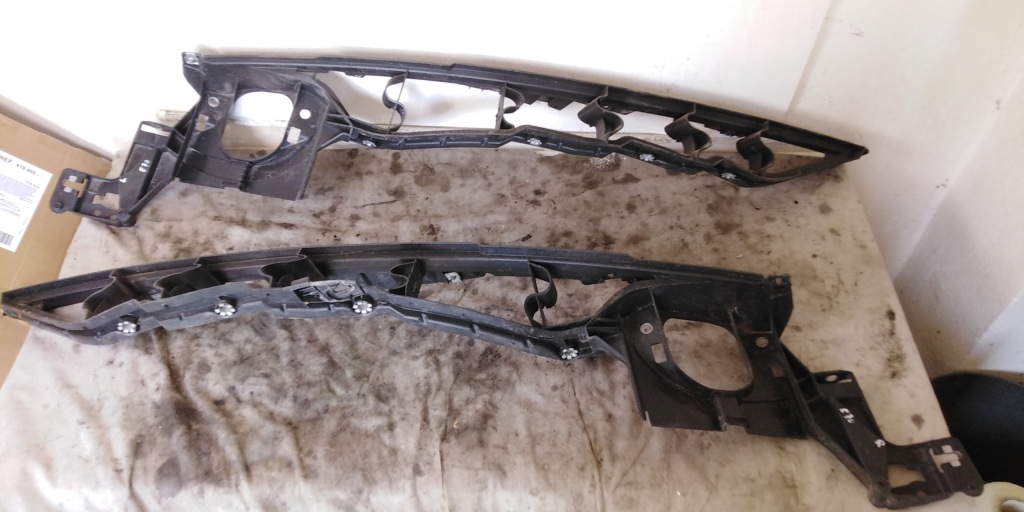 фото №1, Bmw x5 e70 направляющая кронштейн крыла перед orygina