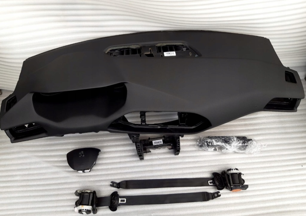 фото №1, Peugeot 308 t9 приборная панель консоль приборная панель 2 подушка безопасности 2 pas