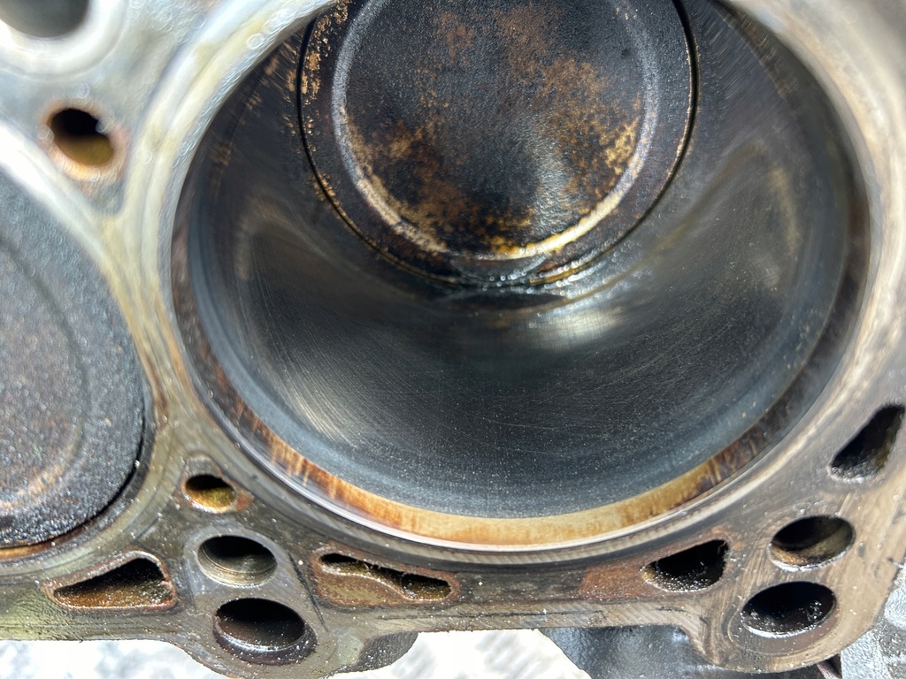 фото №12, Dół двигателя блок двигателя wał шатун поршень a6 c5 2.7 bt bi turbo ajk are bes