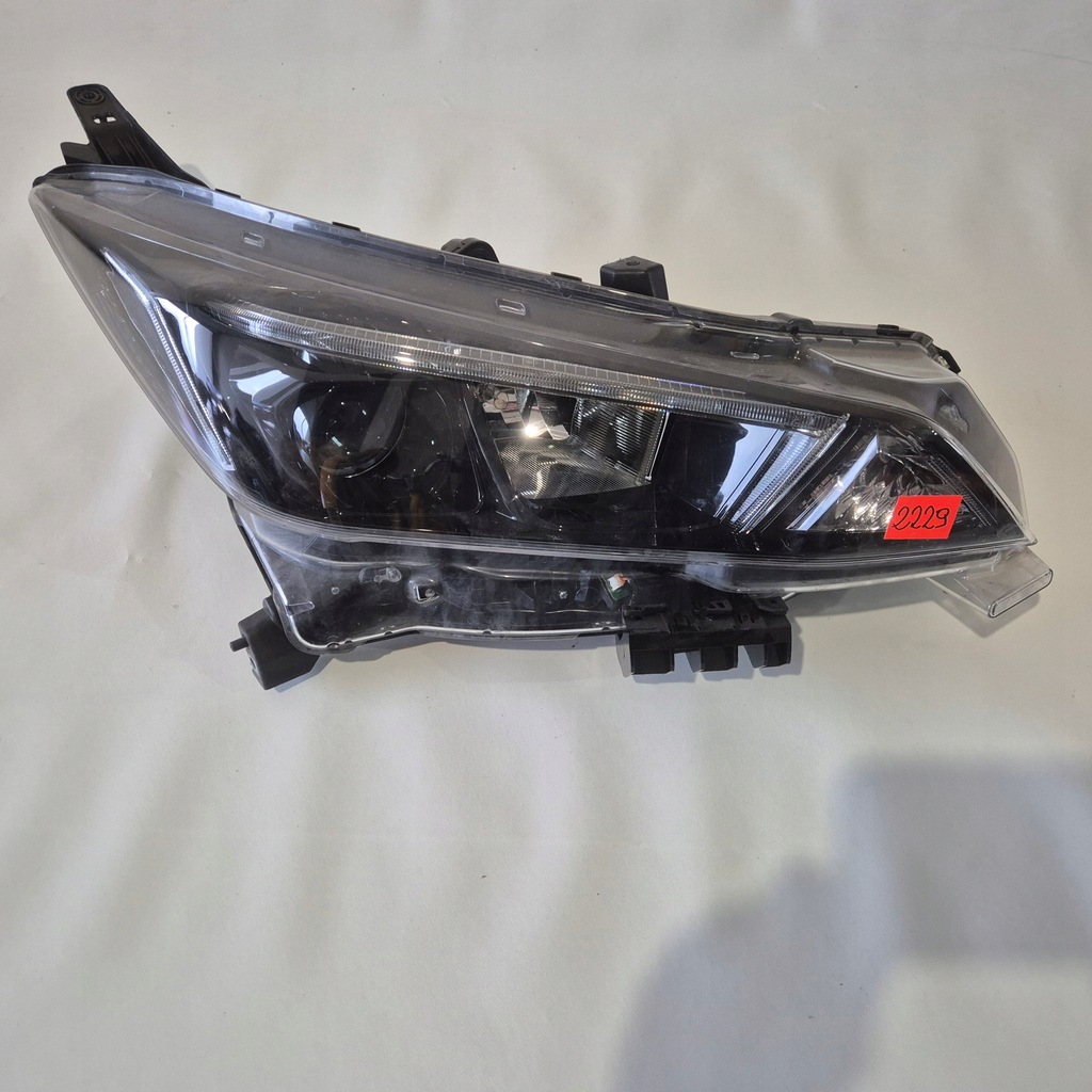 фото №1, Лампа правая передняя nissan leaf 260105sh0a