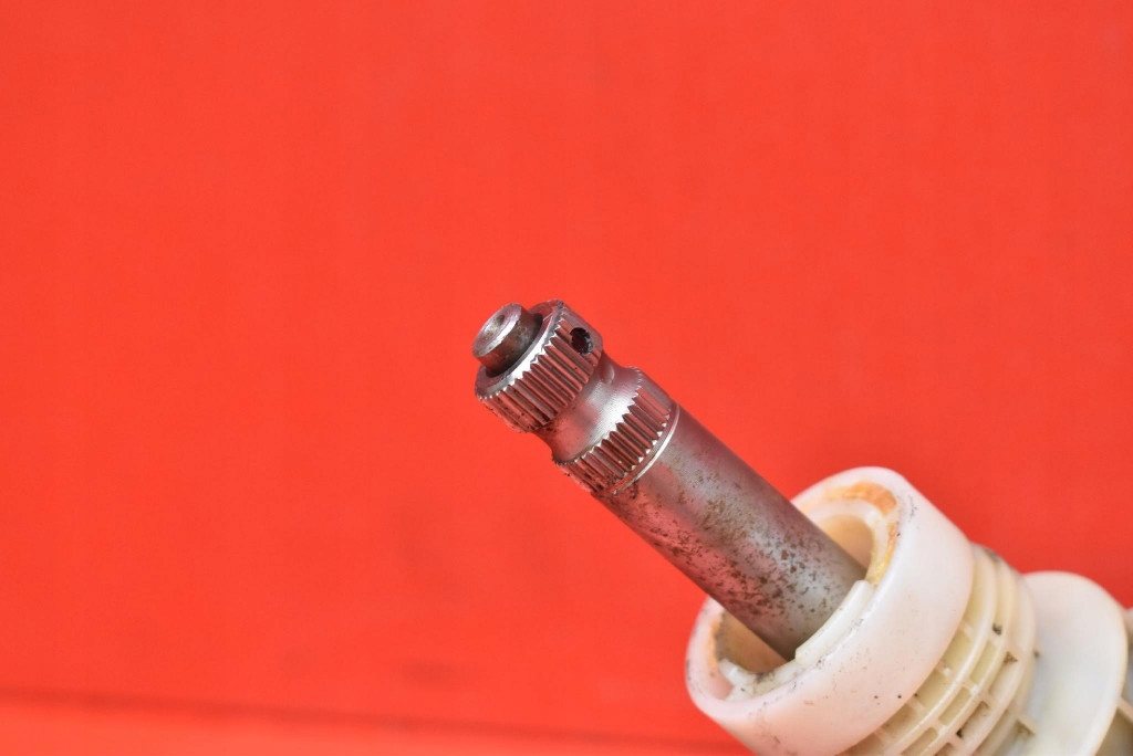 фото №6, Трансмиссия рулевая рейка eu gs1d-32960-07m mazda 6 2 ii gh 2.0 citd 140 km