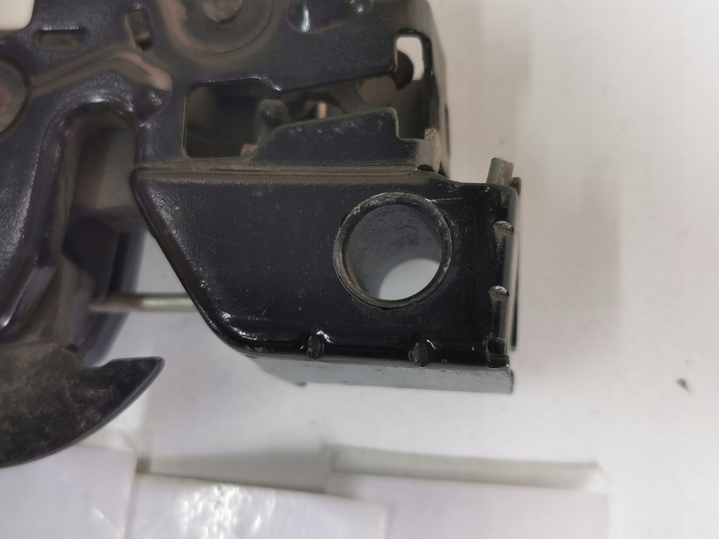 фото №11, Замок капот audi 182.