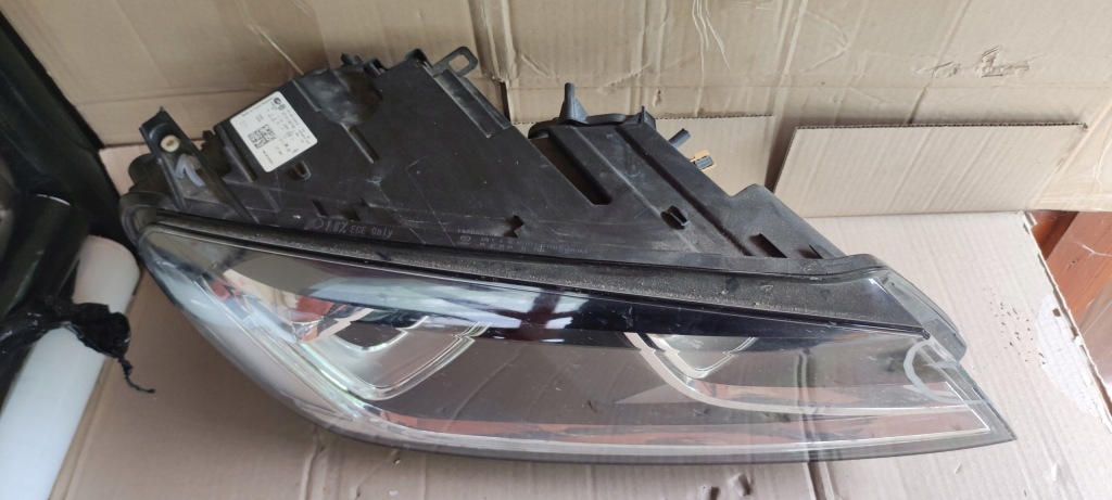 фото №3, Лампа перед vw touareg 7p