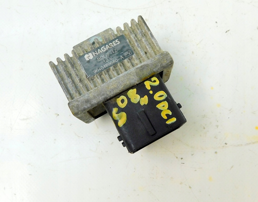 фото №8, Renault koleos i 2.0d 09r реле свеча накаливания 9640469680