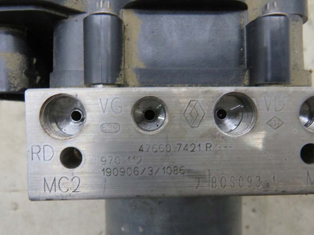 фото №8, Насос abs clio v 476607421r