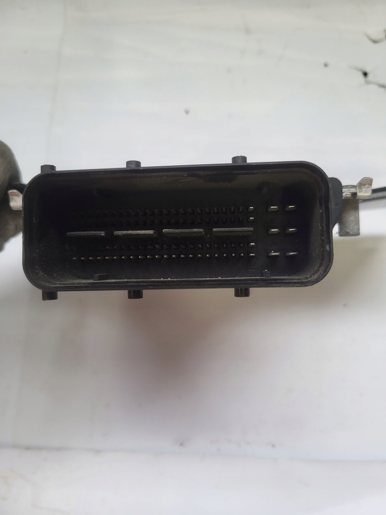 фото №12, Бортовой компьютер ecu hyundai i30 39112-2b125 оригинал