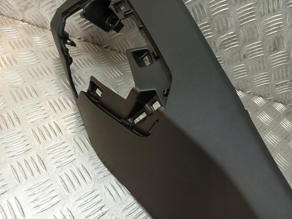 фото №7, Renault clio v накладка защита стойка правый задняя 769174551r