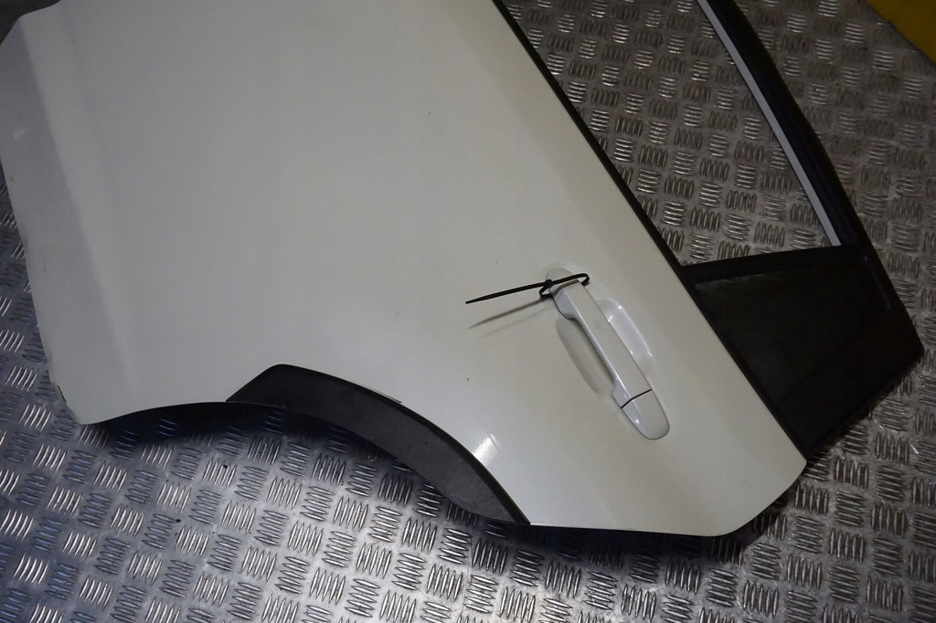 фото №12, Subaru xv crosstrek 2024 2025 - дверь задняя левая задние стекло полный usa