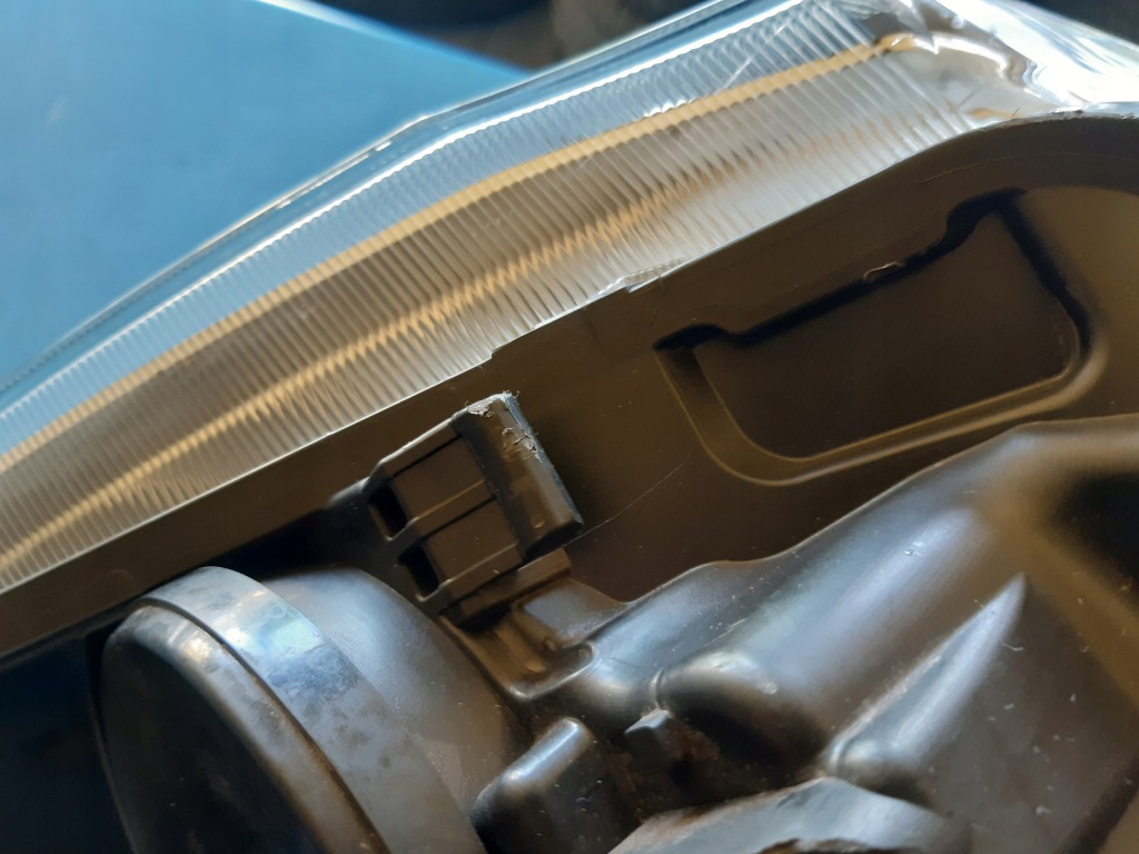 фото №3, Ford transit custom линза правая