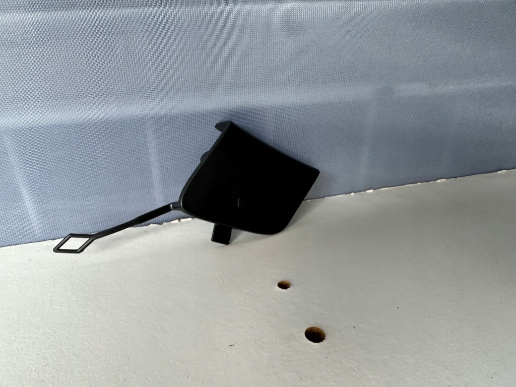 фото №1, Заглушка фаркоп перед a1778856500 mercedes w177 a