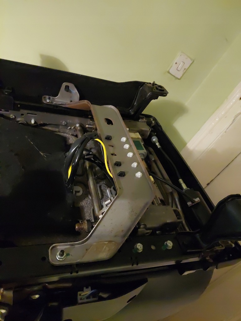 фото №16, Сиденья перед задняя заднее сиденье citroen c4 aircross 1,8d