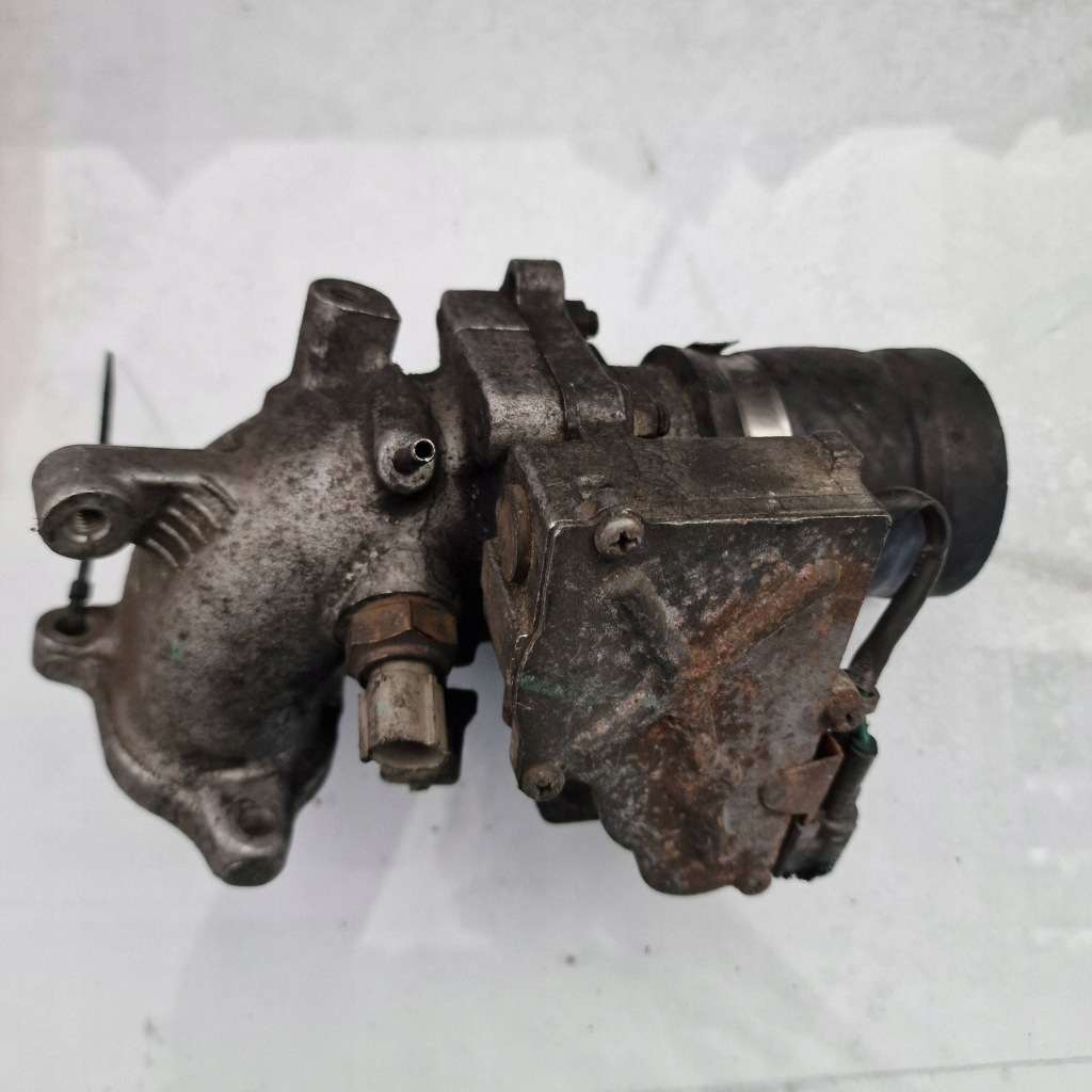 Toyota avensis t250 2004 27020 дросельна заслінка в Україні