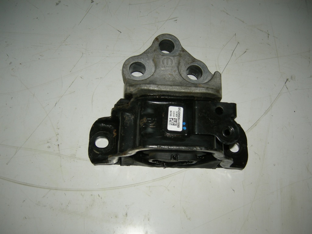 фото №1, Кронштейн подушка коробки jeep renegade 2.0 m-jet