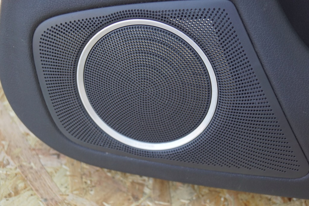 фото №10, Обшивка дверь правый задняя audi a4 b8 s-line