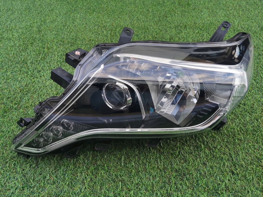 фото №1, Toyota land cruiser fj 150 lift лампа левая перед